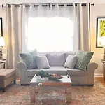 Modern 3Br Retreat, 15 Mins To Atl Airport, Fenced Yard & Free Parking