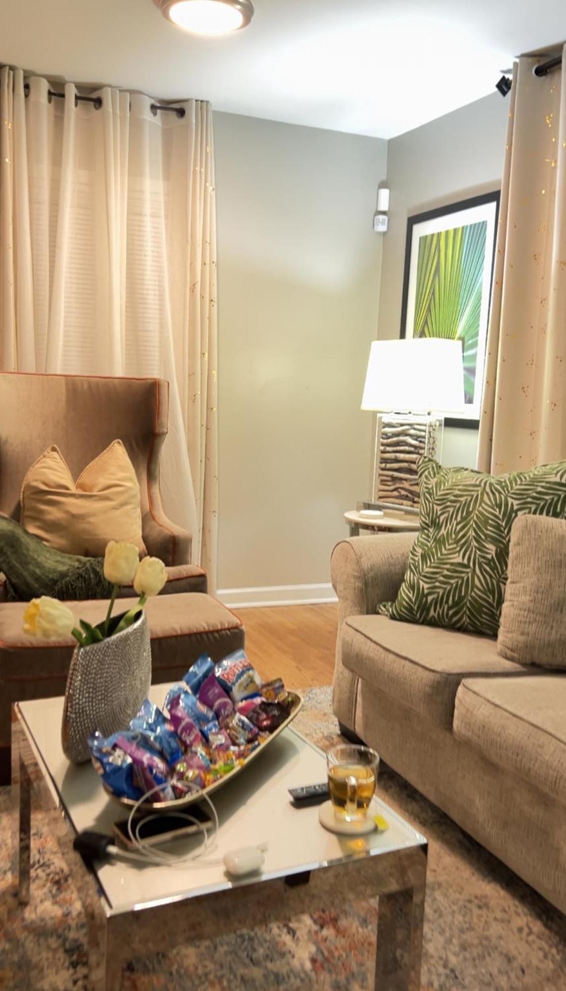Modern 3br Retreat, 15 Mins To Atl Airport, Fenced Yard & Free Parking Ferienhaus *